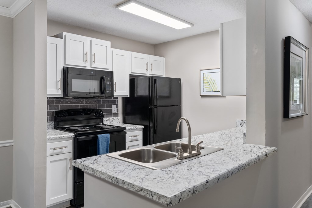 Lenox Gates Apartments, 1500 Hillcrest Rd, Mobile, AL RentCafe